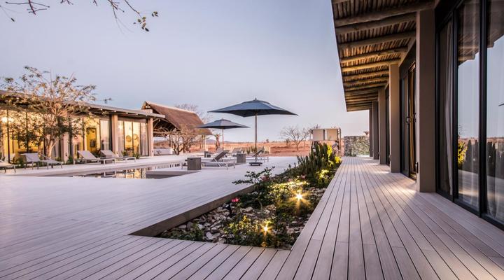 Kruger Sunset Lodge - Living with Lions