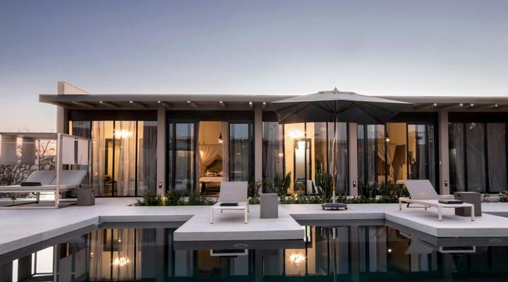 Kruger Sunset Lodge - Living with Lions