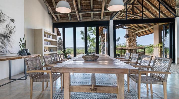 Kruger Sunset Lodge - Living with Lions