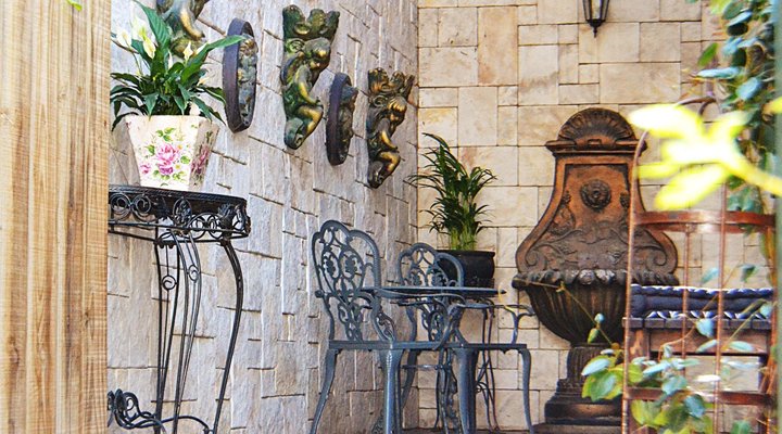 Versailles Self-Catering