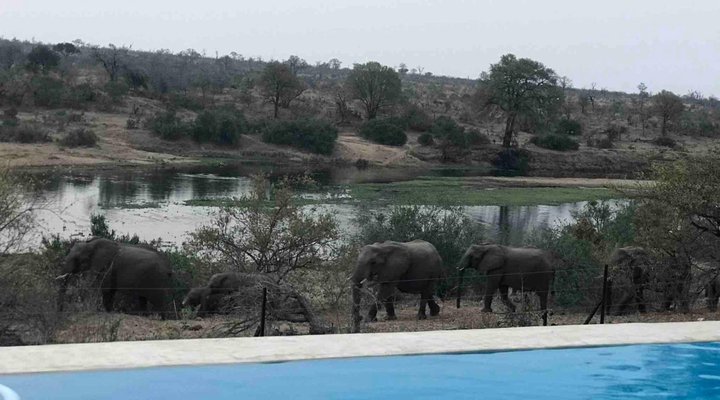 Nzuri River Lodge