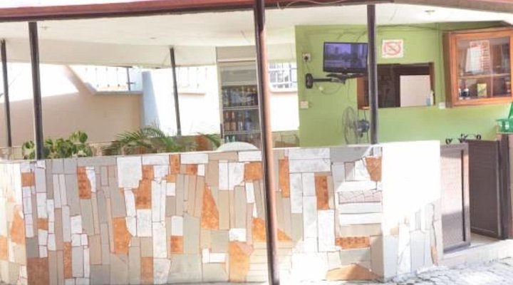 Pedallo Luxury Inn Ltd