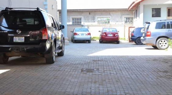 Pedallo Luxury Inn Ltd