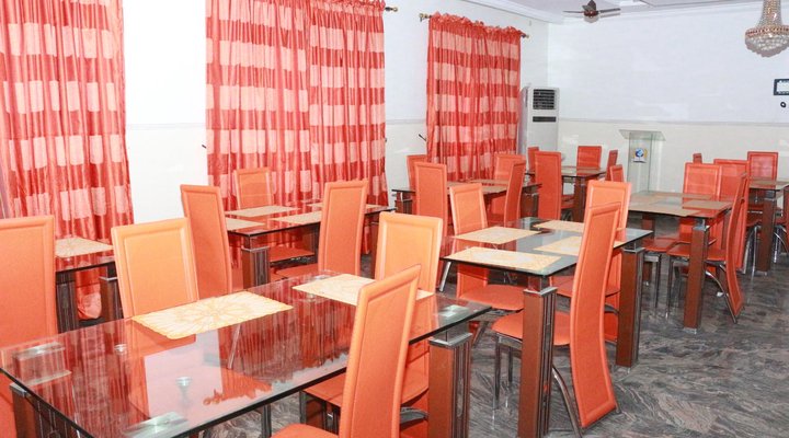 L & L Executive Hotels