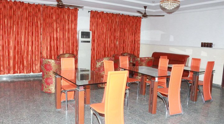 L & L Executive Hotels