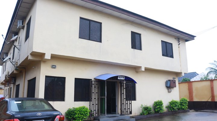 Liz Ani Hotels
