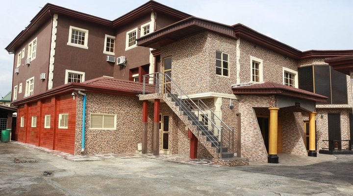 Cute Villa Hotel And Suites