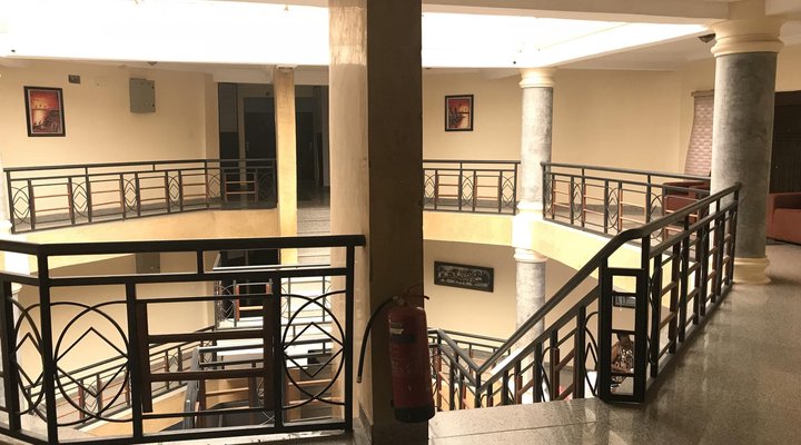 Pentagon Luxury Suites