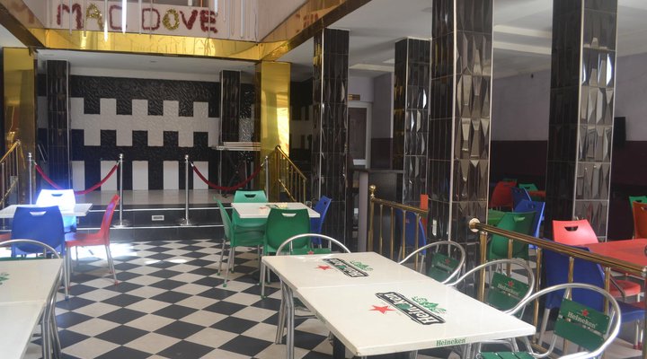 Mac Dove Lounge & Suites