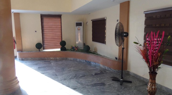 X Garden Hotel & Suites