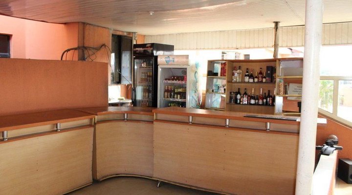 Ostra Hotels