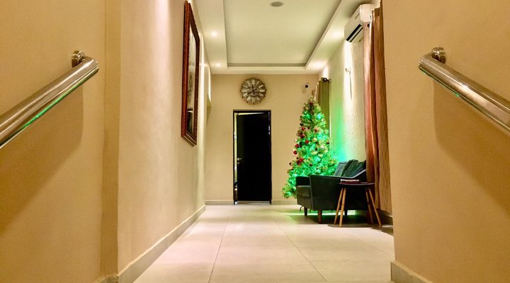 House 56 Hotel & Suites