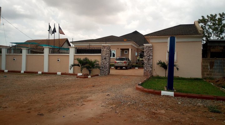 Heritage Courtyard Hotel