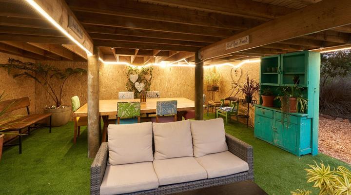 Treedom Villas and Vardos