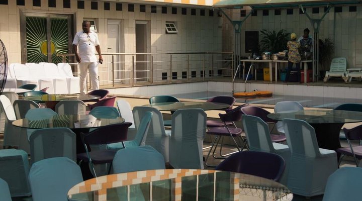 Royalview Hotel And Suites