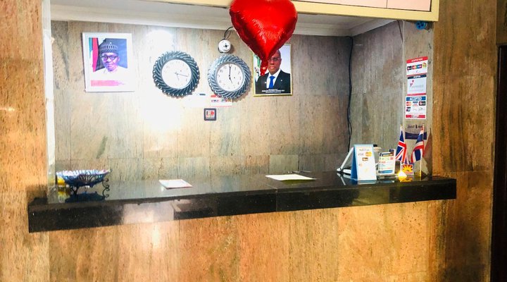 DownTown Royal Hotel