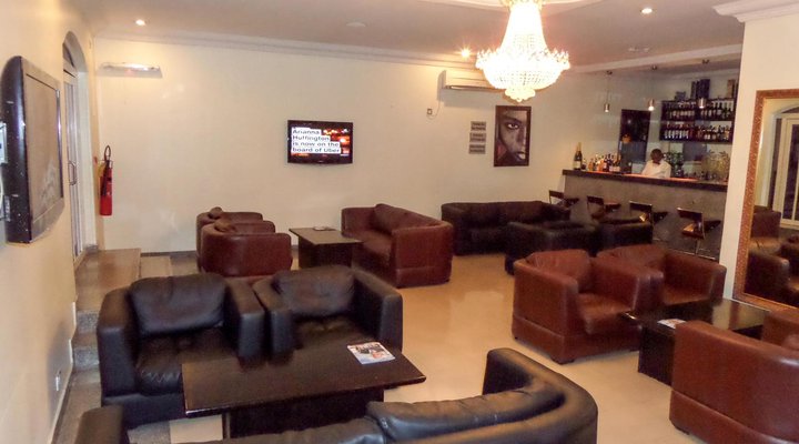 Manyxville Hotel & Suites