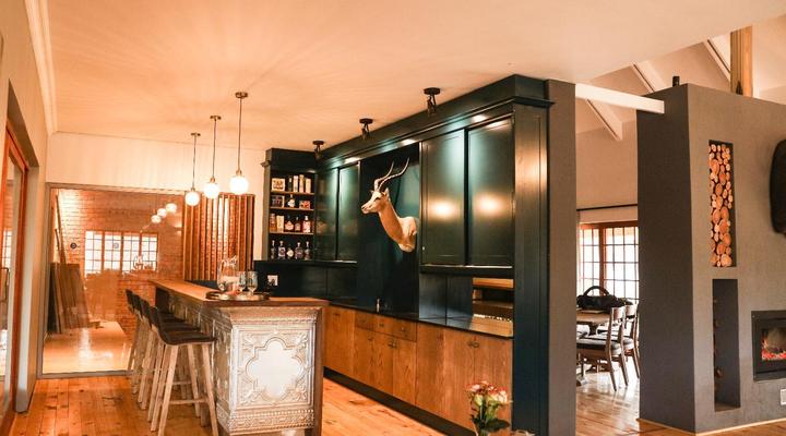 Royal Karoo Safari Lodge