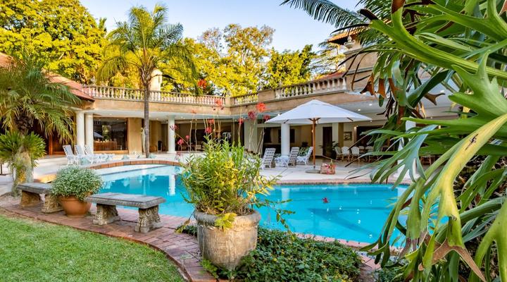 Christie's at 32 on Russell