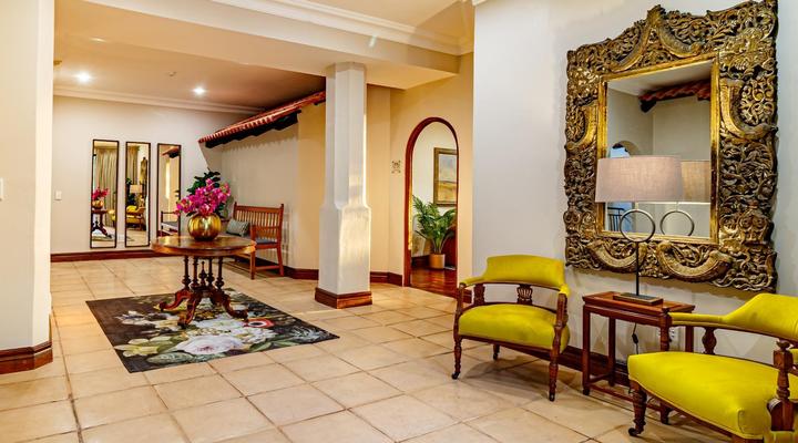 Christie's at 32 on Russell