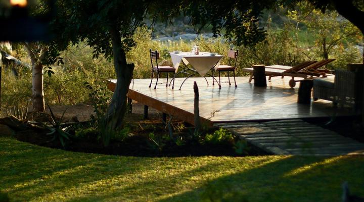 Ivory Wilderness River Rock Lodge