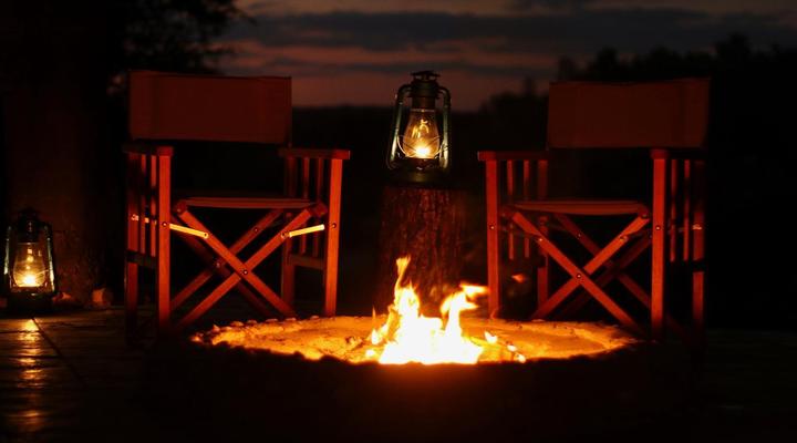 Ivory Wilderness River Rock Lodge