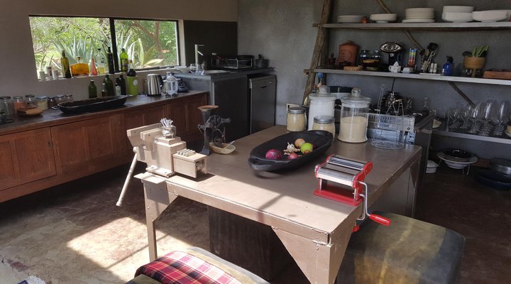 Mhangela Lodge Balule