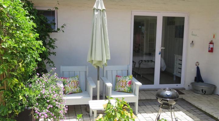 Bare Feet Retreat B&B