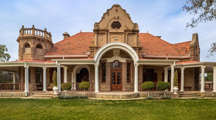 Welgeluk Feather Palace