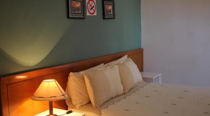 Roba Monakedi Guest Lodge