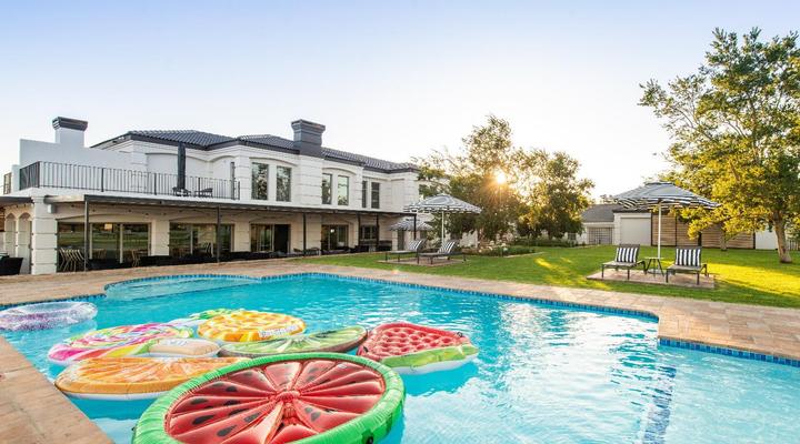 The Feather Hill Boutique Hotel