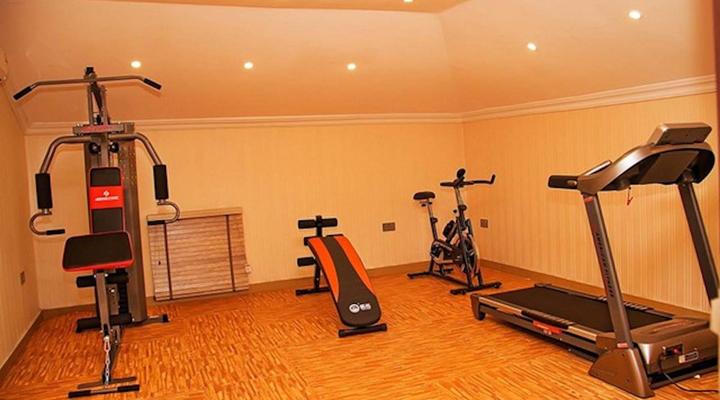 Lakeem Suites (Agboyin Surulere)