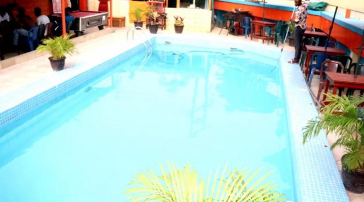 Divine Fountain Hotel (Victoria Island)