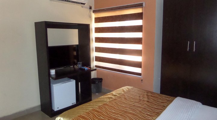 Venetian Suites