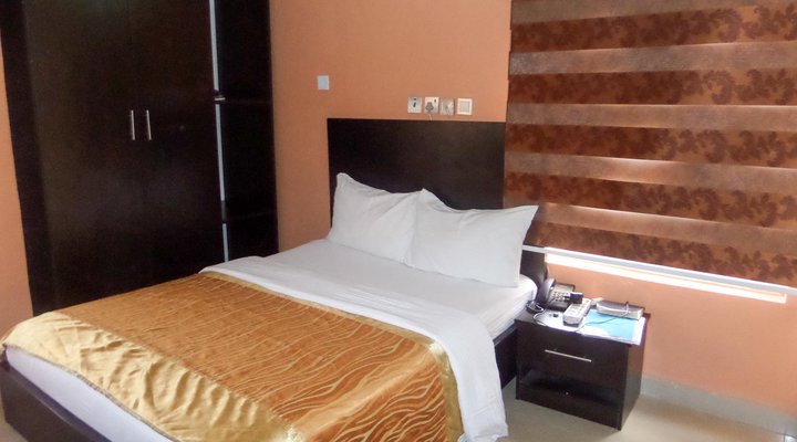 Venetian Suites