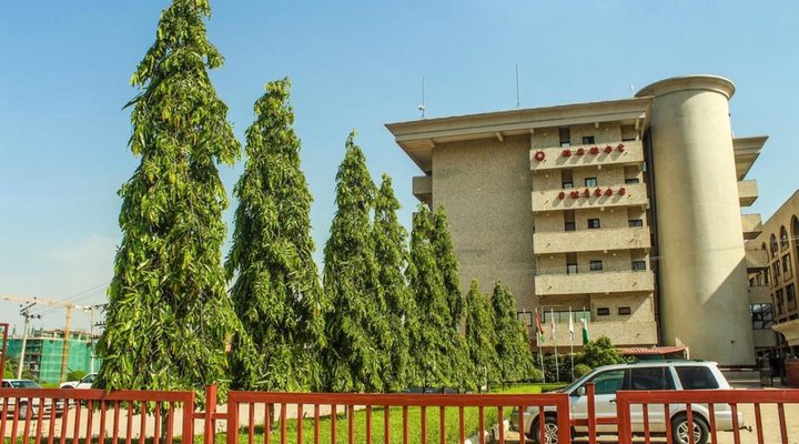 Hotel Rosebud Suites & Apartment