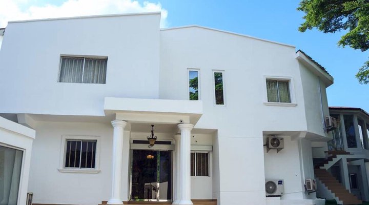 Duchess Hotel and Spa