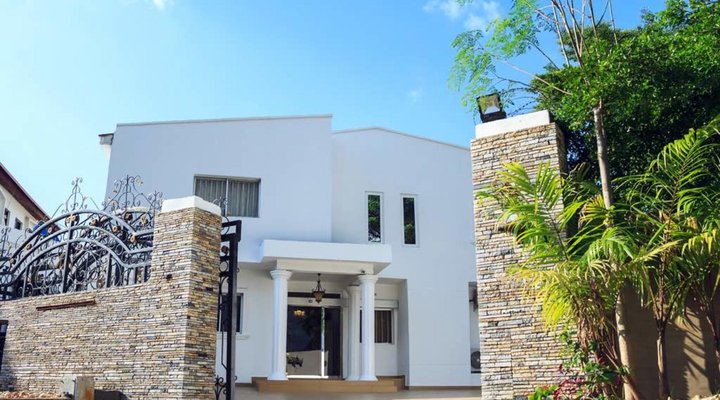 Duchess Hotel and Spa