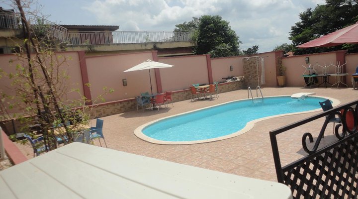 Caesar's Court Hotel and Suites