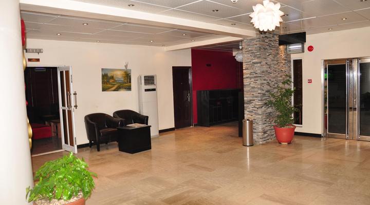 Grand Bank Link Hotel