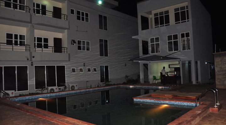 Grand Bank Link Hotel