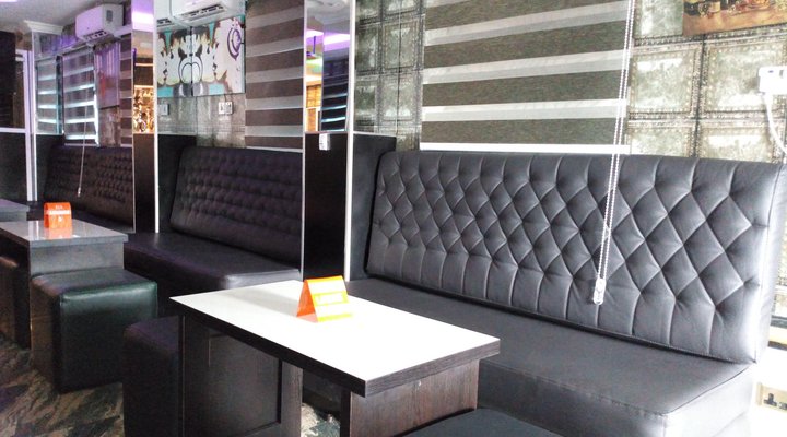 Euro Lounge and Suites