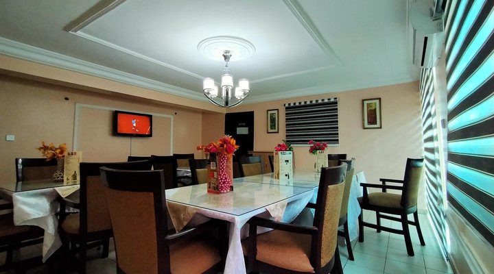 GQ International Hotel