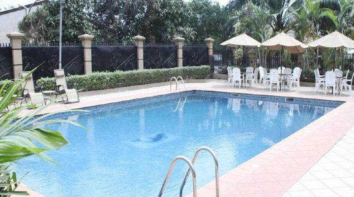 Heritagehouse Square Hotel