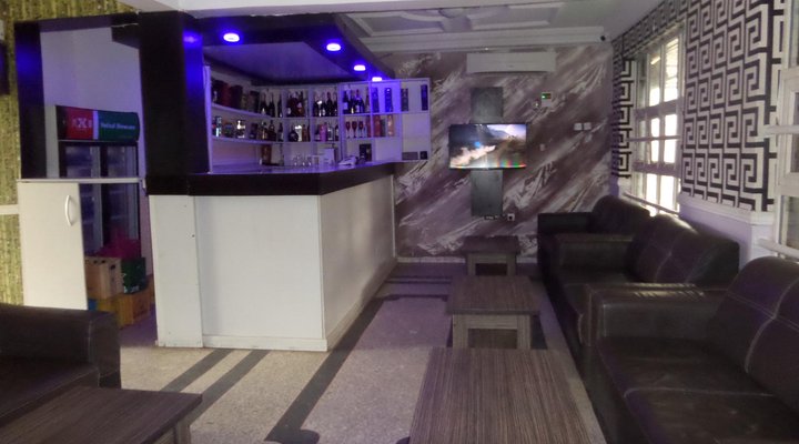 Silverland Hotel and Suites