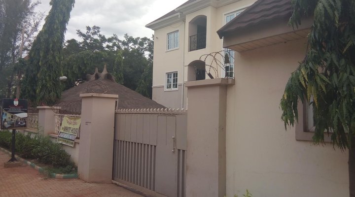 White House Apartment & Suites Abuja