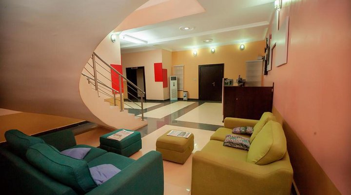 Grace Manor Hotel and Suites