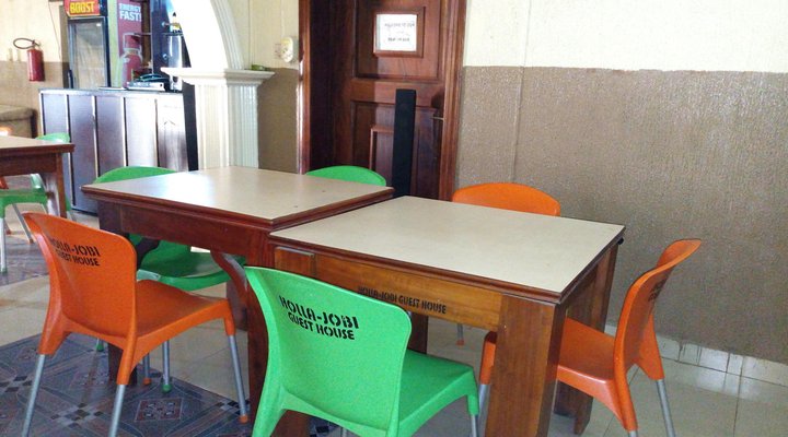 Holla-Jobi Guest House