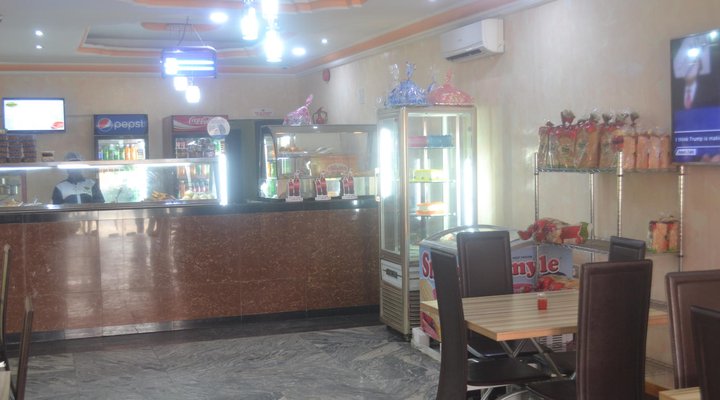 Sweet Savor Hotel & Suites