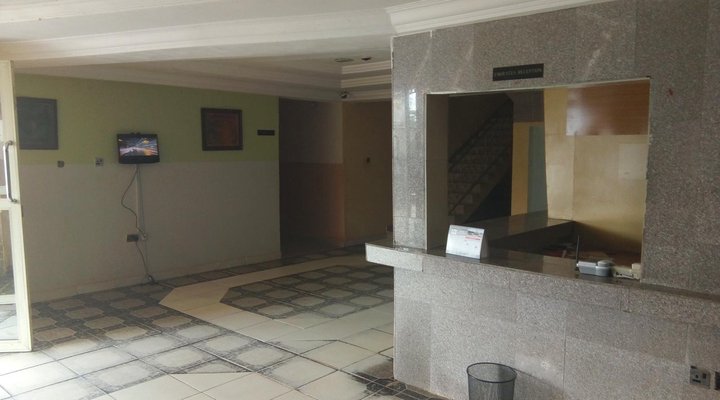 Prime Rose Hotel and Suites